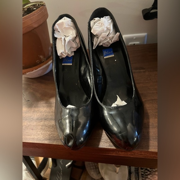 Pretty Black Heels👠 - Picture 2 of 15